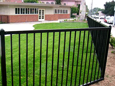 方管护栏 - 安平县万基筛网有限公司图片3